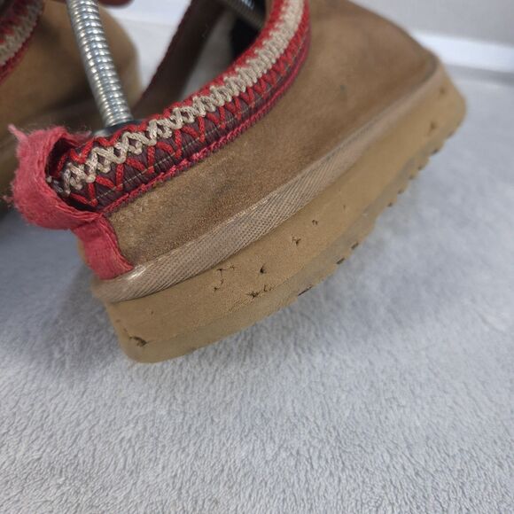 UGG Tan Slippers with Red Accent - Picture 11 of 12